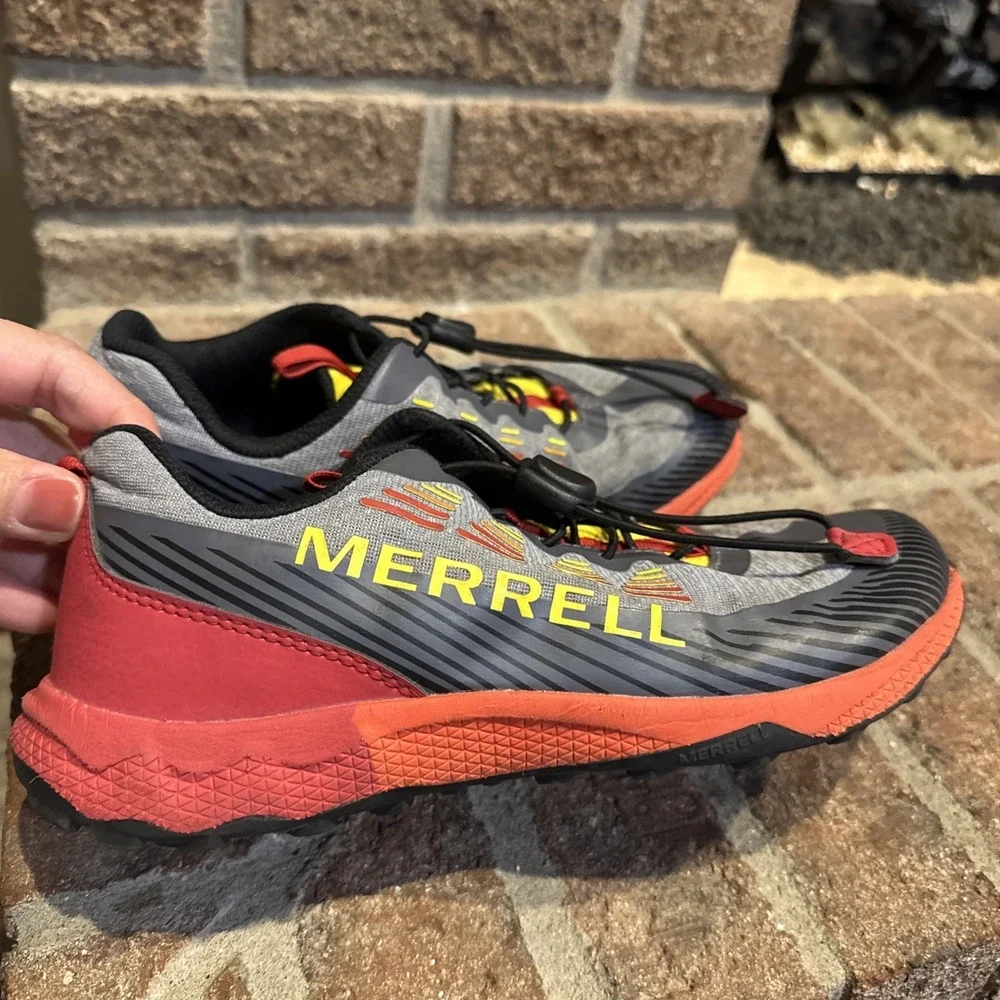 Merrell MK268072 Agility Peak Trail Running Shoes 6M Kids Lava Red Grey #0007